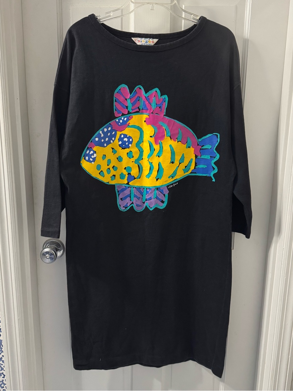 Ken Done Art to Wear black 100% cotton w/ Flying Fish size M